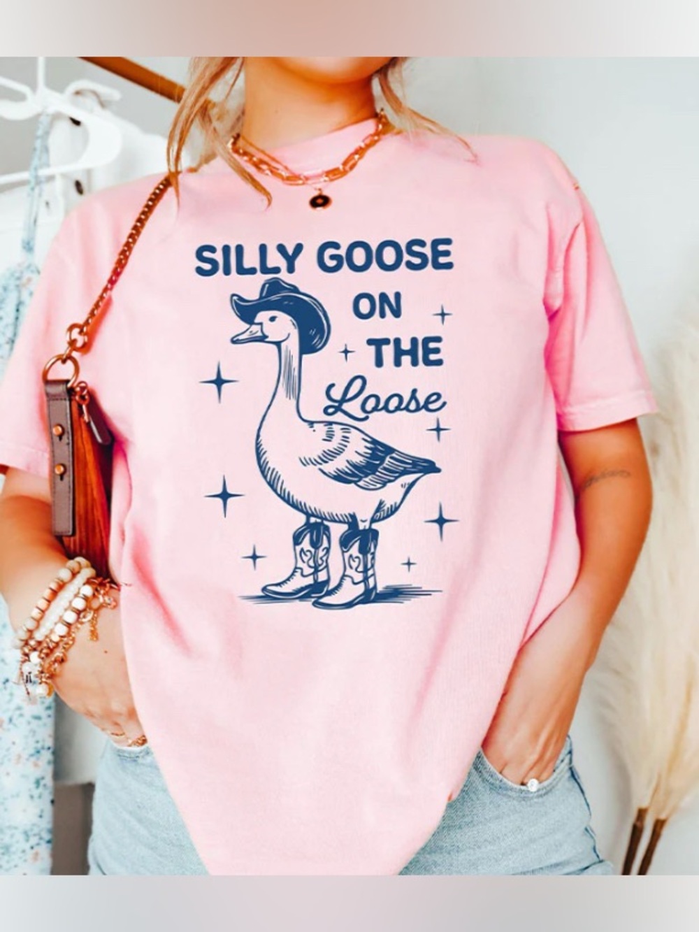 Retro Inspired Relaxed Fit “Silly Goose On The Loose” T-Shirt Size L In Pink